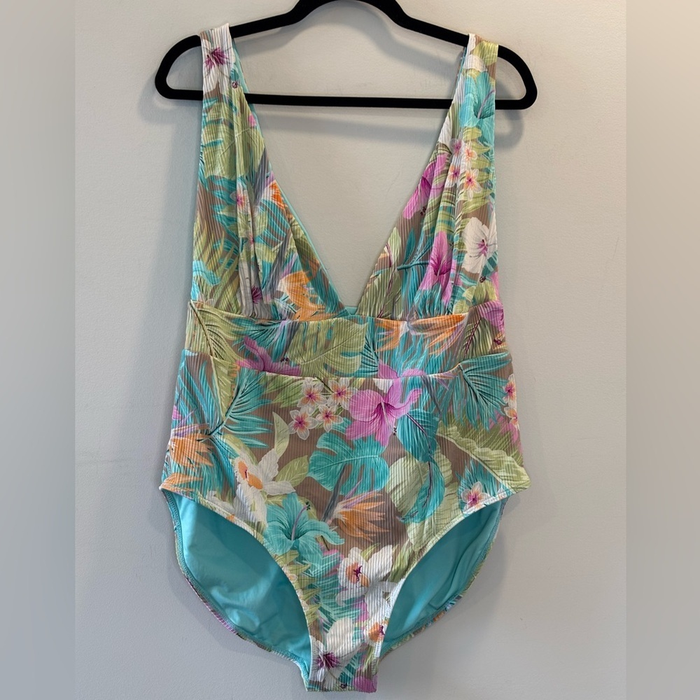 Coastal Waves Tropical Floral One Piece Swimsuit Plus Size 3X Pink Green
